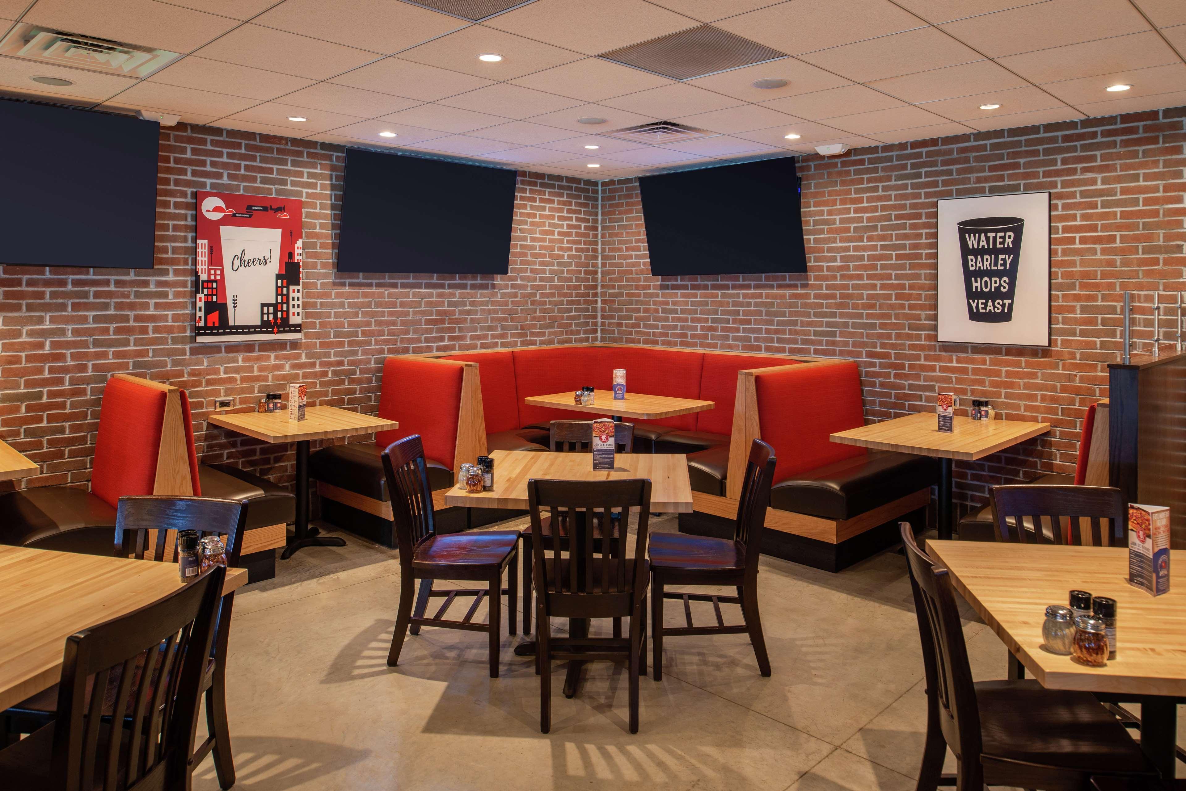 Hilton Garden Inn Kansas City Airport Mo Esterno foto